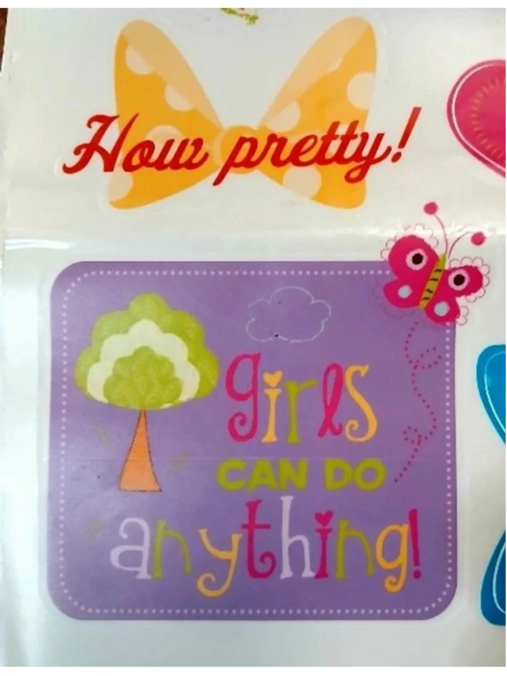 **Roommates Disney Wall Decals** Minnie Daisy - 33 Pieces